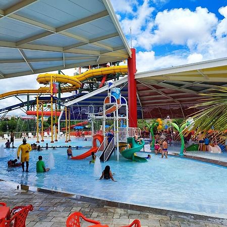 Piazza Diroma Com Acesso Ao Acqua Park Em Caldas Novas Esterno foto