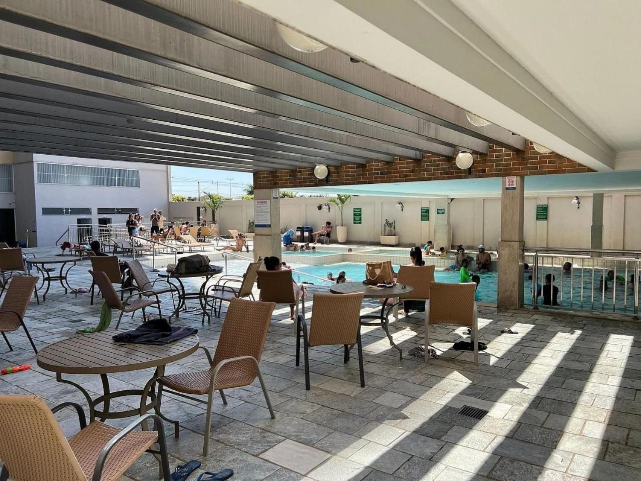 Piazza Diroma Com Acesso Ao Acqua Park Em Caldas Novas Esterno foto
